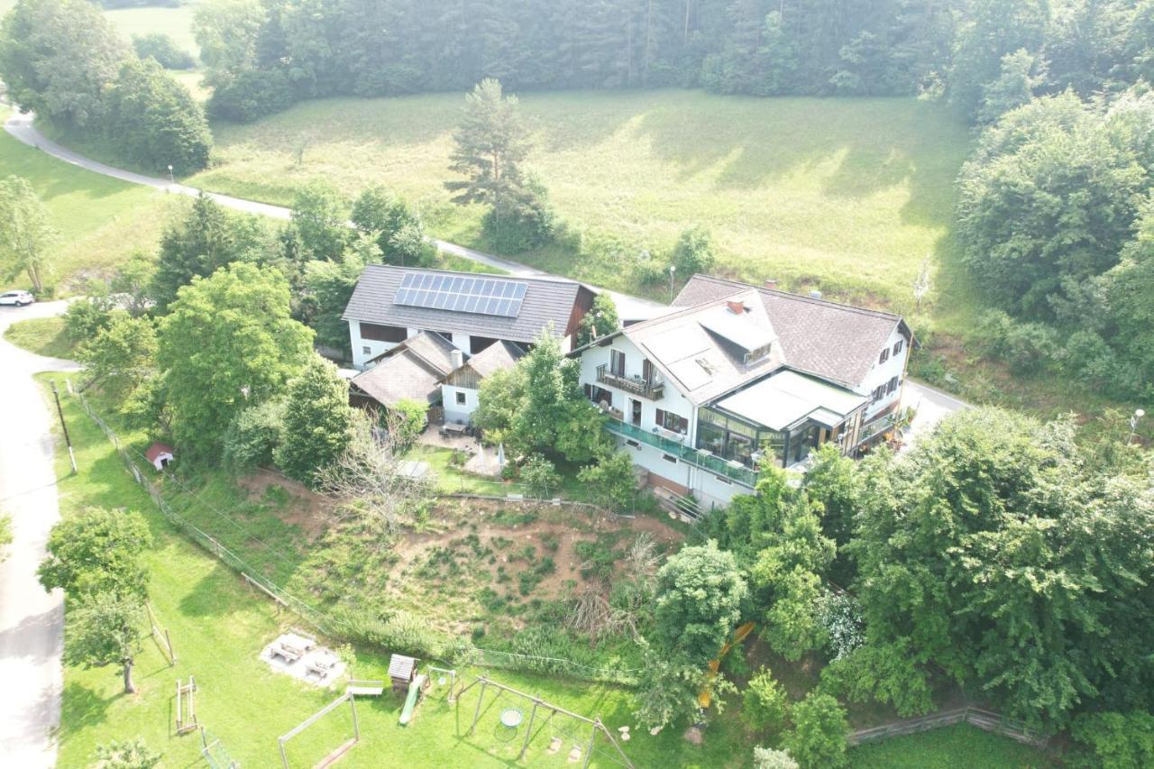 Gasthaus - Gaestehaus Schusterbauer Rein Kültér fotó